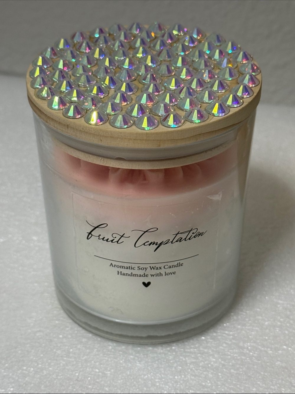 🌸✨ Hand-Poured Pink Floral Soy Candle with Sparkling Rhinestone Lid ✨🌸 - Picture 6 of 7